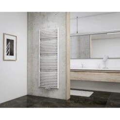 Schulte Design-Heizkörper Europa III Mit Mittenanschluss 823 W Alpinweiß